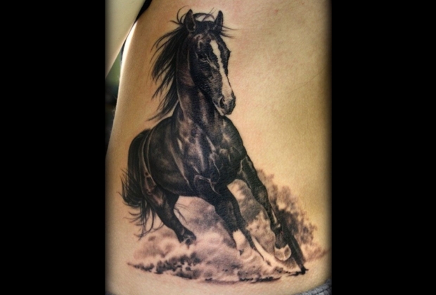 O que significa uma tatuagem de cavalo (cavalo) - Tudo sobre tatuagem