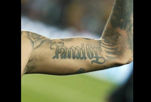 O Que Significam Os Simbolos Das Tatuagens De Neymar